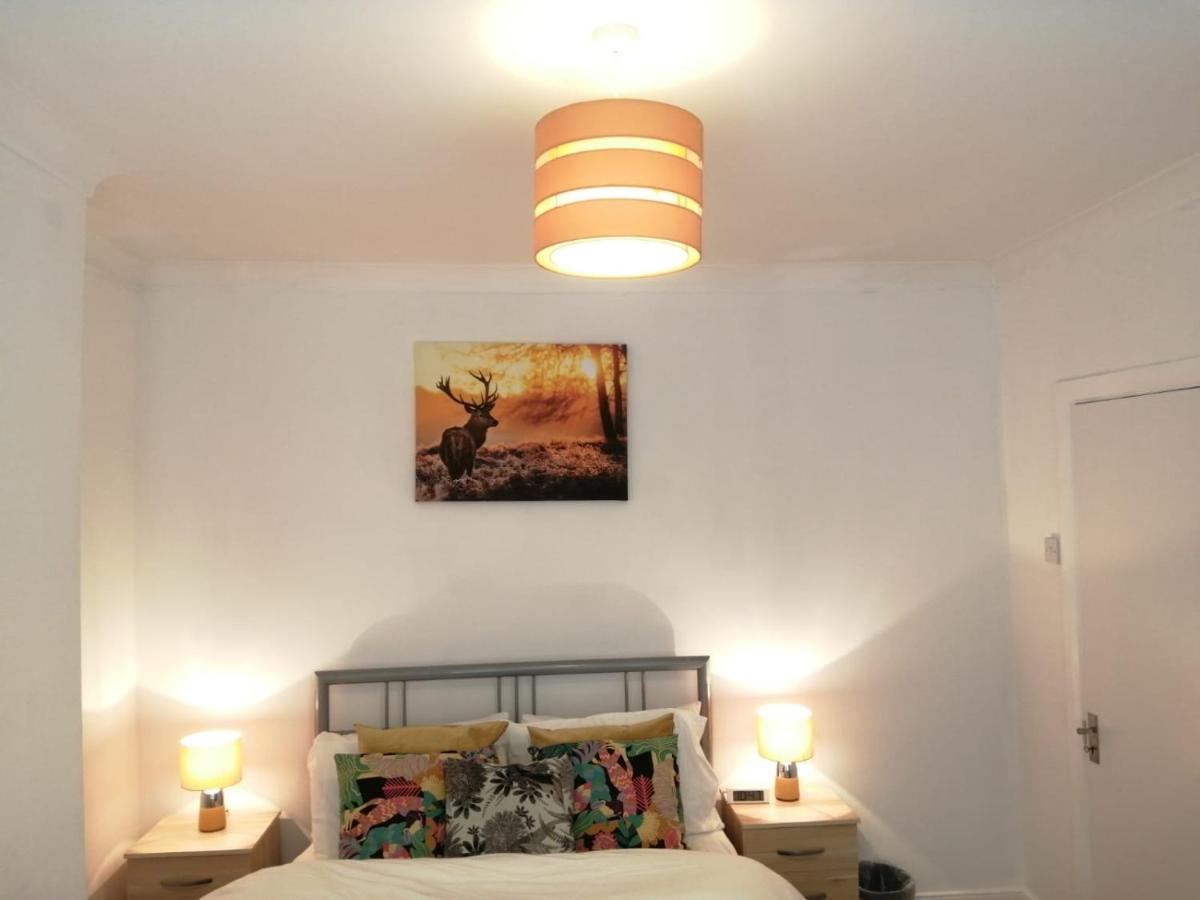 Central Stratford Cozy Double Room Лондон Экстерьер фото