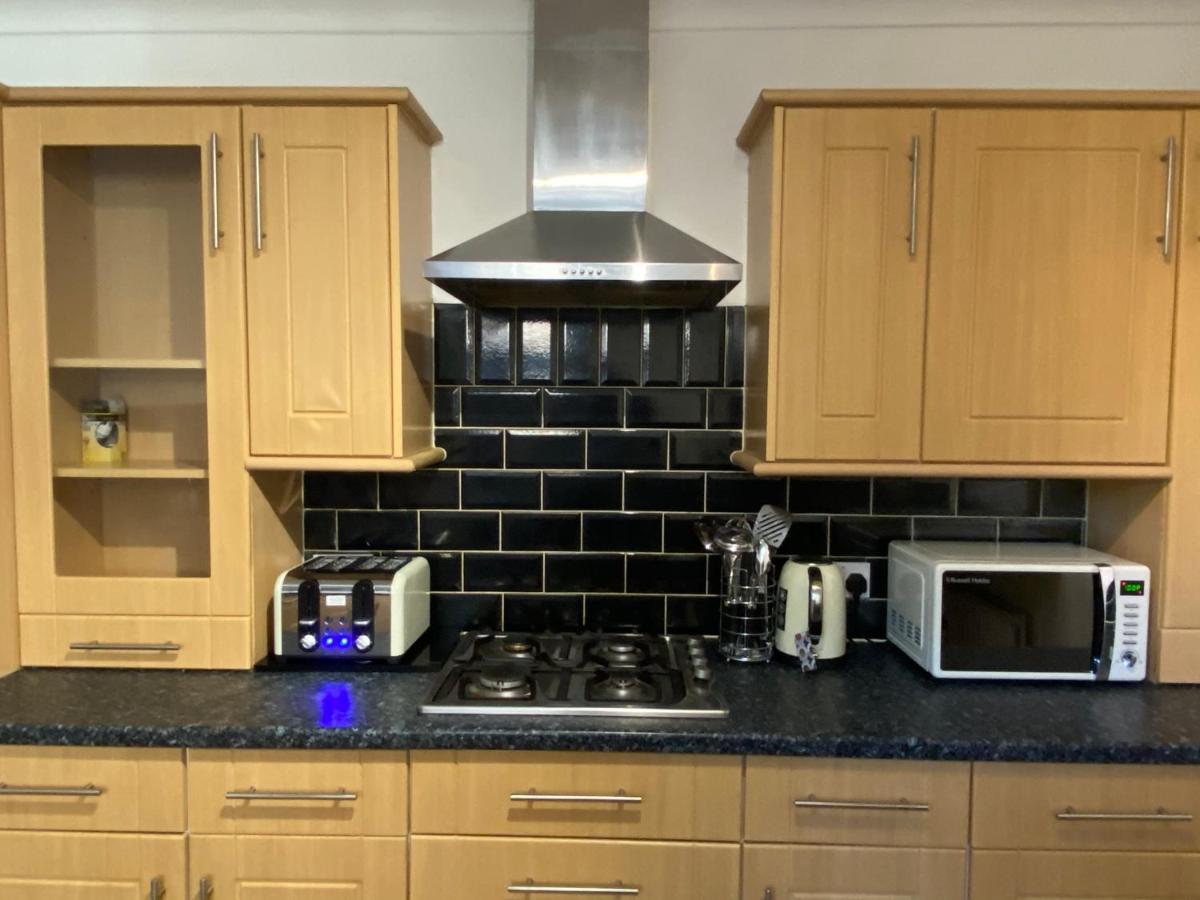 Central Stratford Cozy Double Room Лондон Экстерьер фото