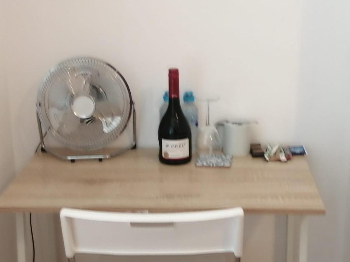 Central Stratford Cozy Double Room Лондон Экстерьер фото