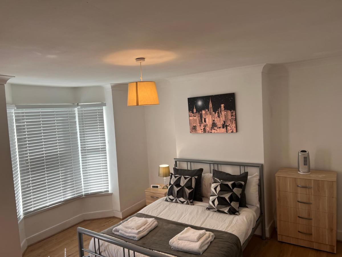 Central Stratford Cozy Double Room Лондон Экстерьер фото