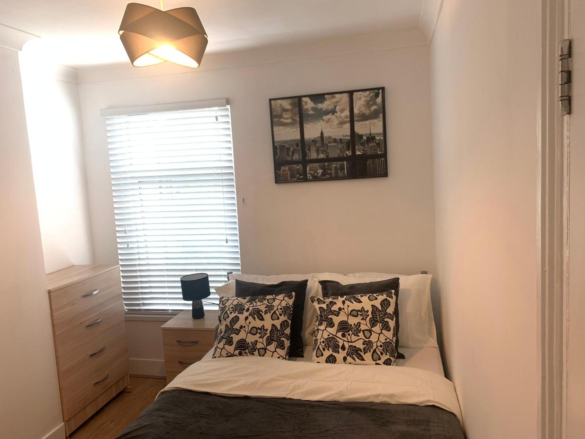 Central Stratford Cozy Double Room Лондон Экстерьер фото